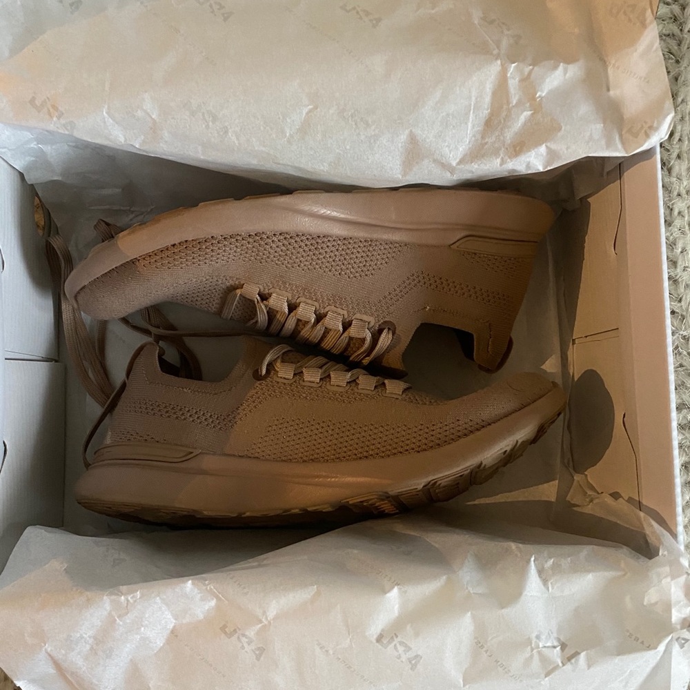 APL Techloom Bliss Almond